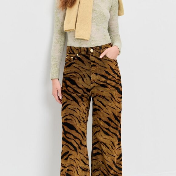 Ganni Denim - GANNI Zebra Print Baggy Jeans NWT | Statement Denim | Size 27